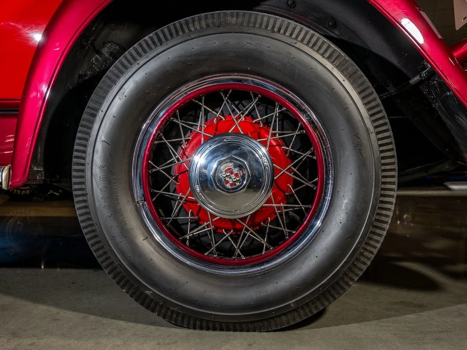 1930 Cadillac V-12 - Image 31 of 31