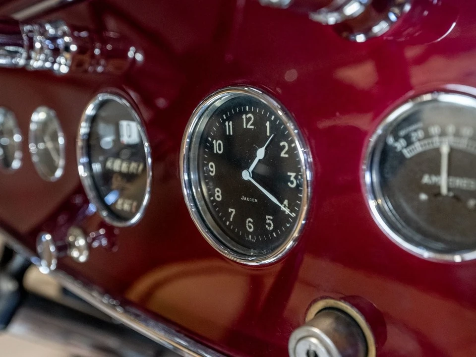 1930 Cadillac V-12 - Image 27 of 31