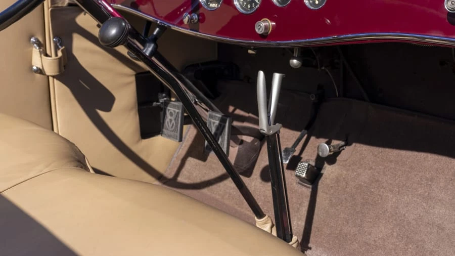 1930 Cadillac V-12 - Image 17 of 21