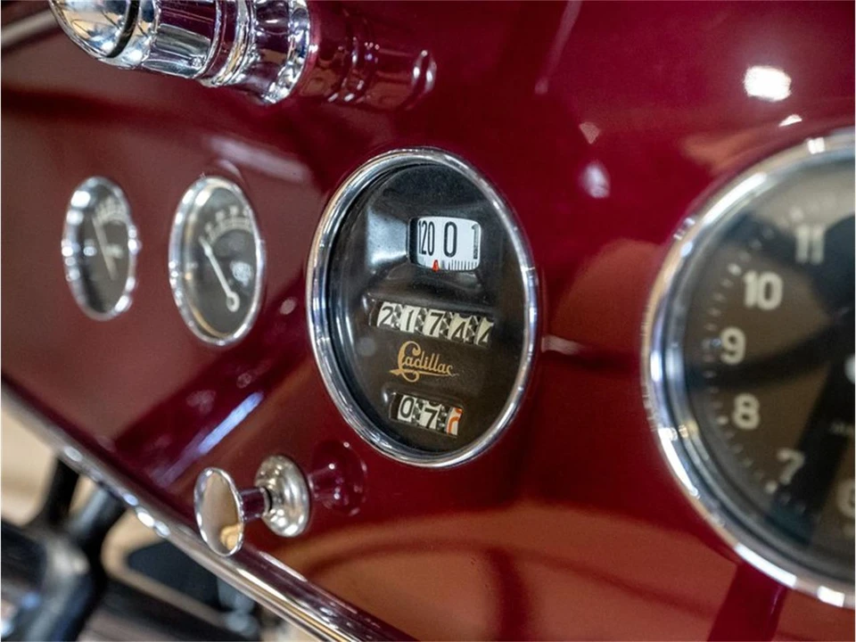1930 Cadillac - Image 28 of 31