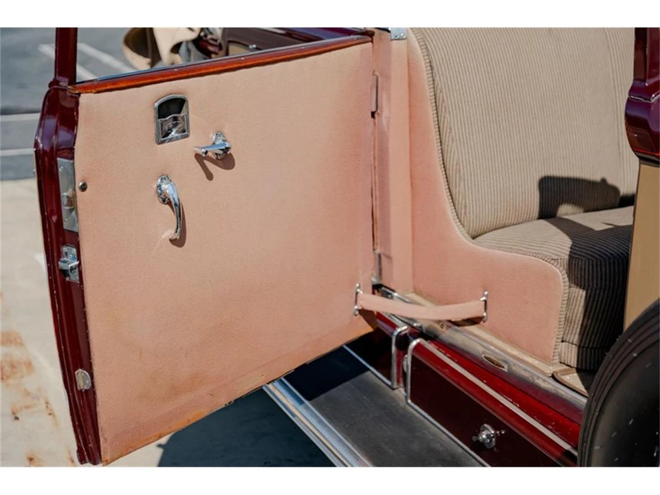 1930 Cadillac - Image 27 of 31