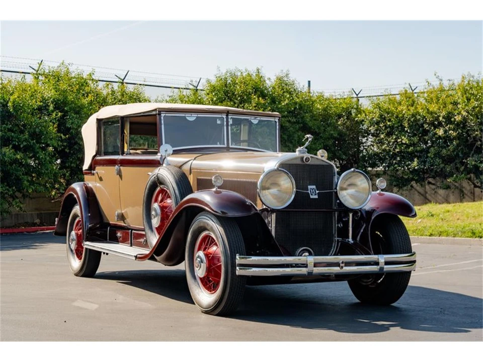 1930 Cadillac - Image 2 of 31