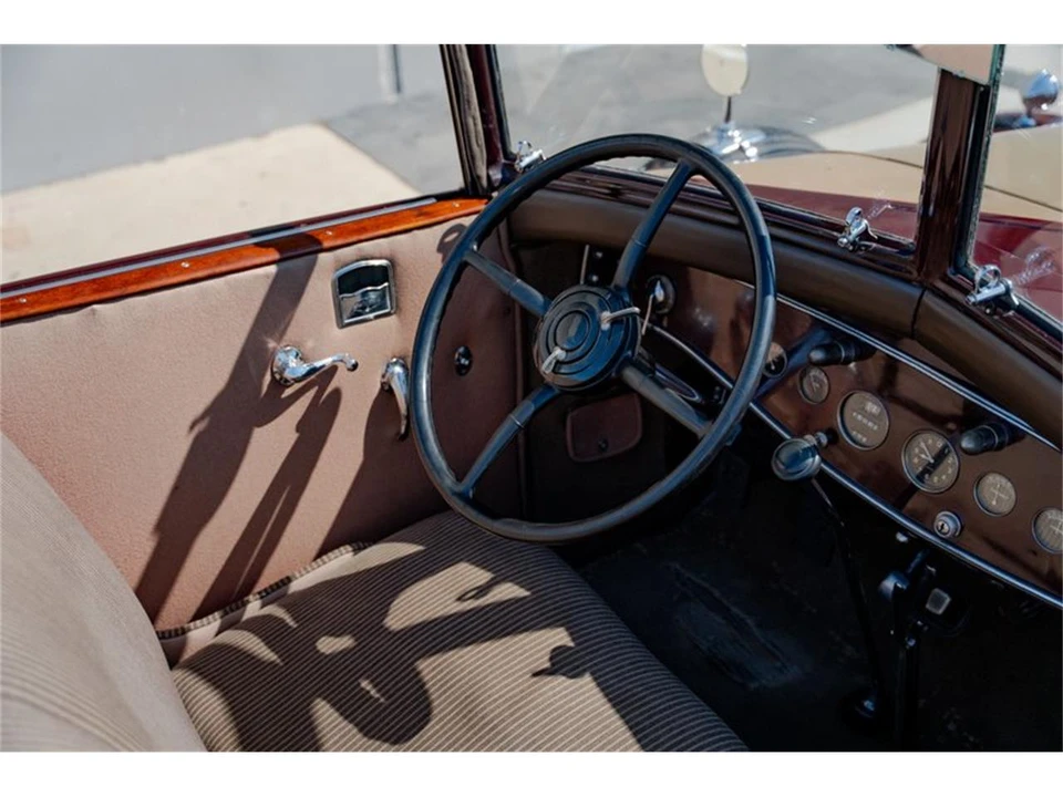 1930 Cadillac - Image 15 of 31