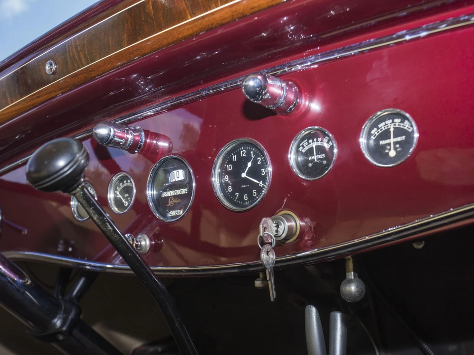1930 Cadillac V-12 - Image 17 of 31