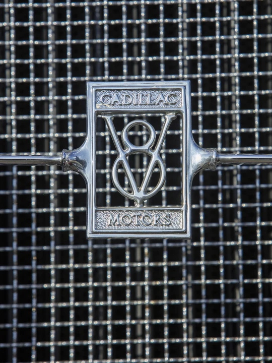 1930 Cadillac V-12 - Image 25 of 31