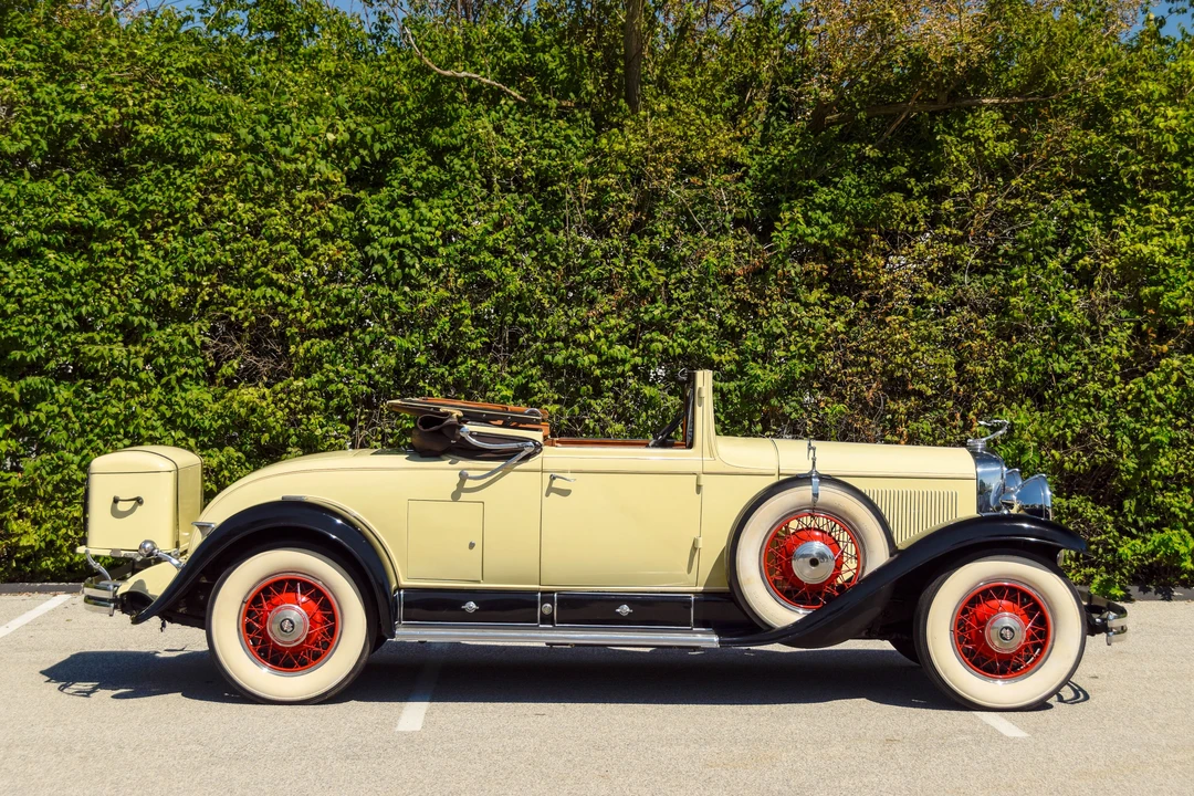 1930 Cadillac V-12 - Image 7 of 14