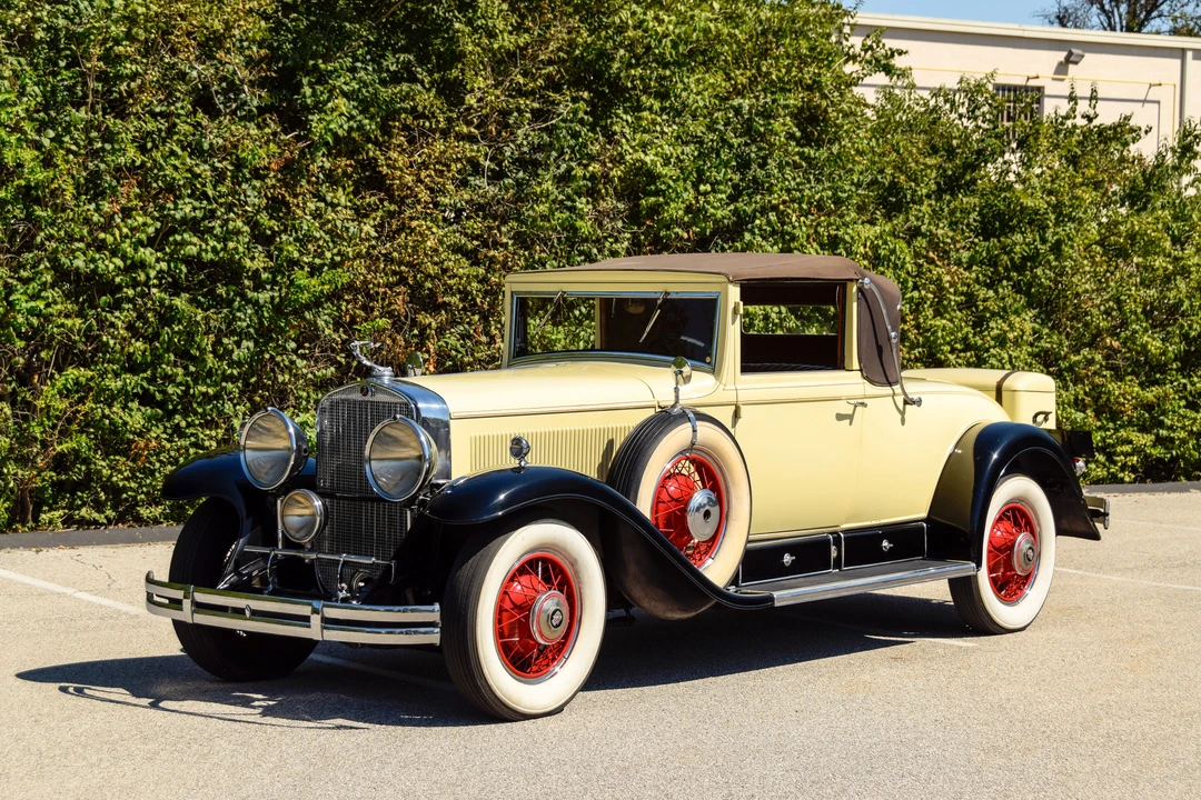 1930 Cadillac V-12 - Image 9 of 14