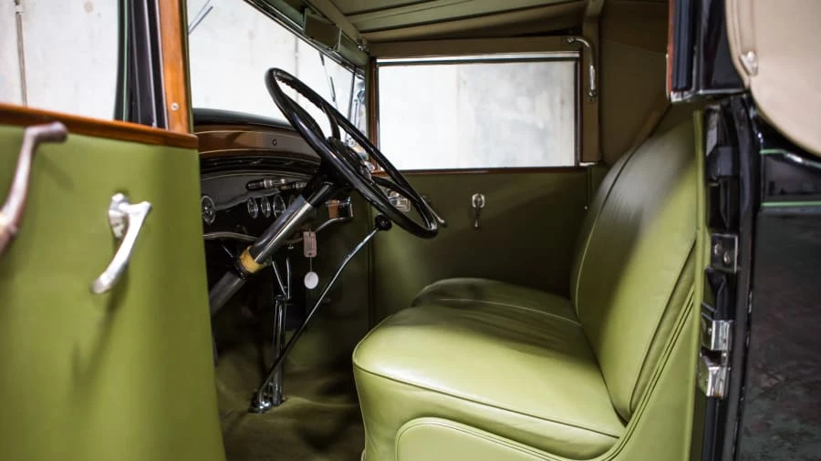 1930 Cadillac V-12 - Image 4 of 12