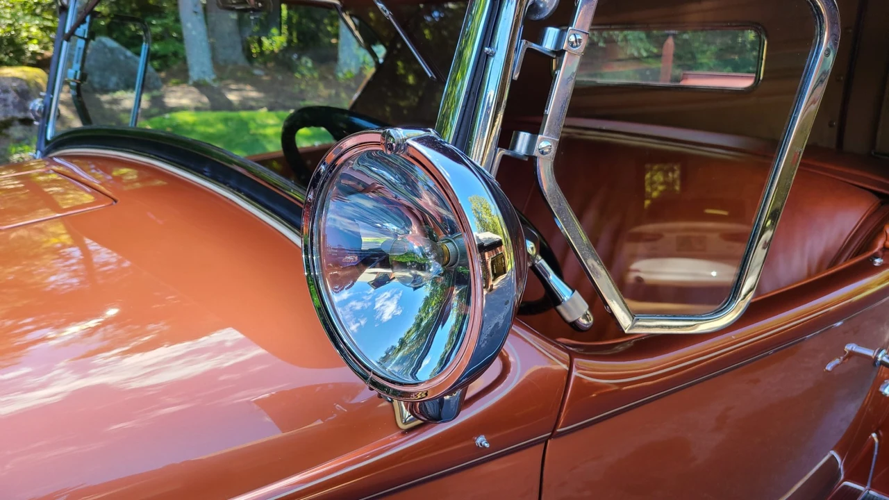 1930 Cadillac - Image 20 of 31