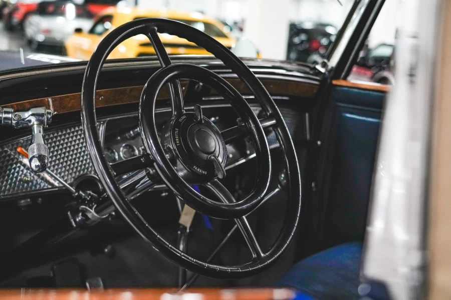 1930 Cadillac - Image 24 of 31