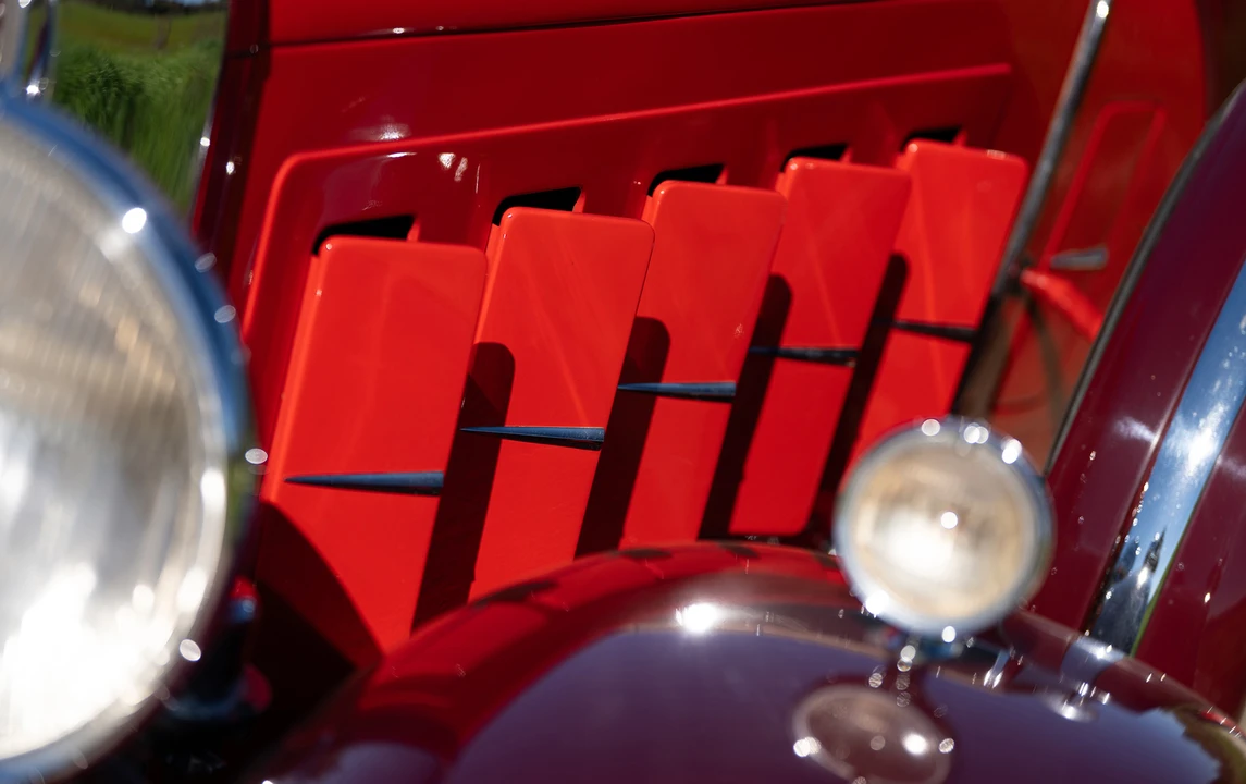 1930 Cadillac V-12 - Image 17 of 18