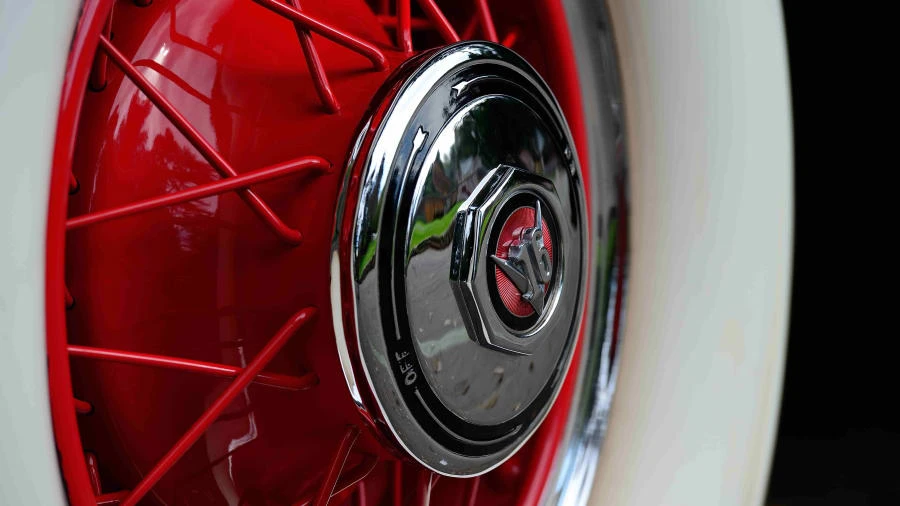 1930 Cadillac V-12 - Image 9 of 12