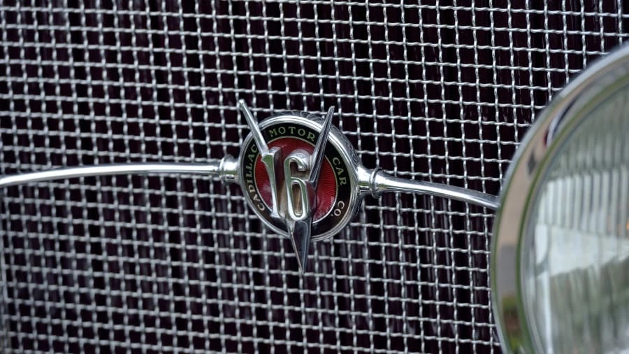 1930 Cadillac - Image 10 of 20