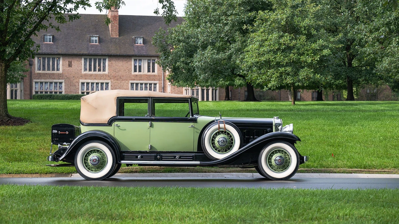 1930 Cadillac V-12 - Image 29 of 31