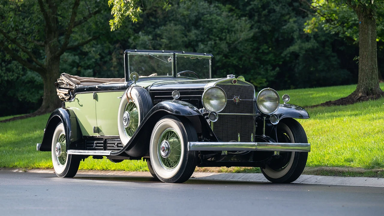 1930 Cadillac V-12 - Image 23 of 31