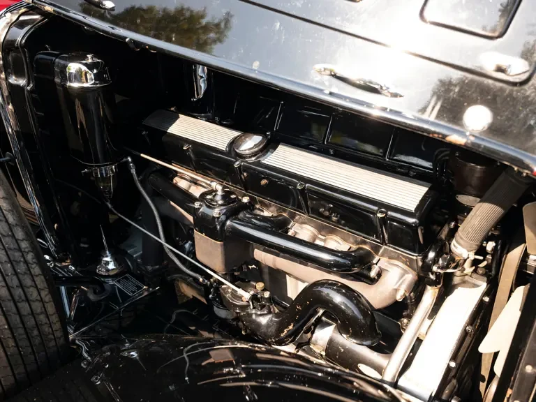 1930 Cadillac V-12 - Image 4 of 31