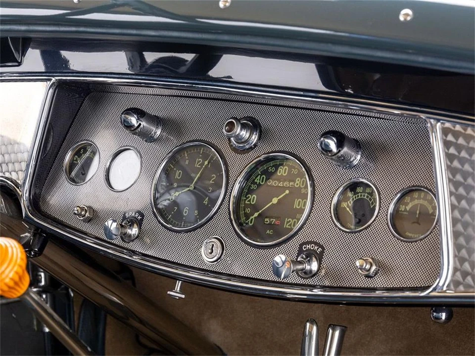 1930 Cadillac V-12 - Image 10 of 31