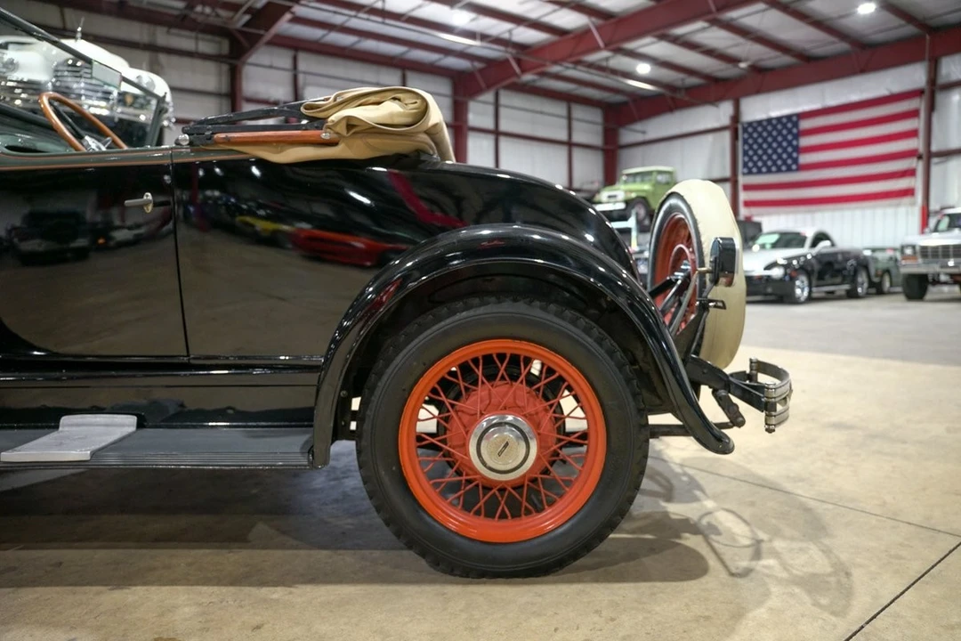 1930 Chevrolet - Image 5 of 31