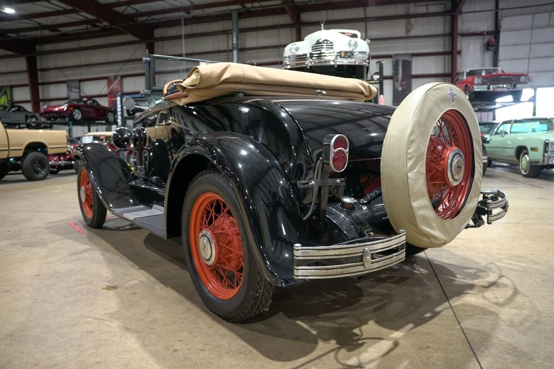1930 Chevrolet - Image 6 of 31