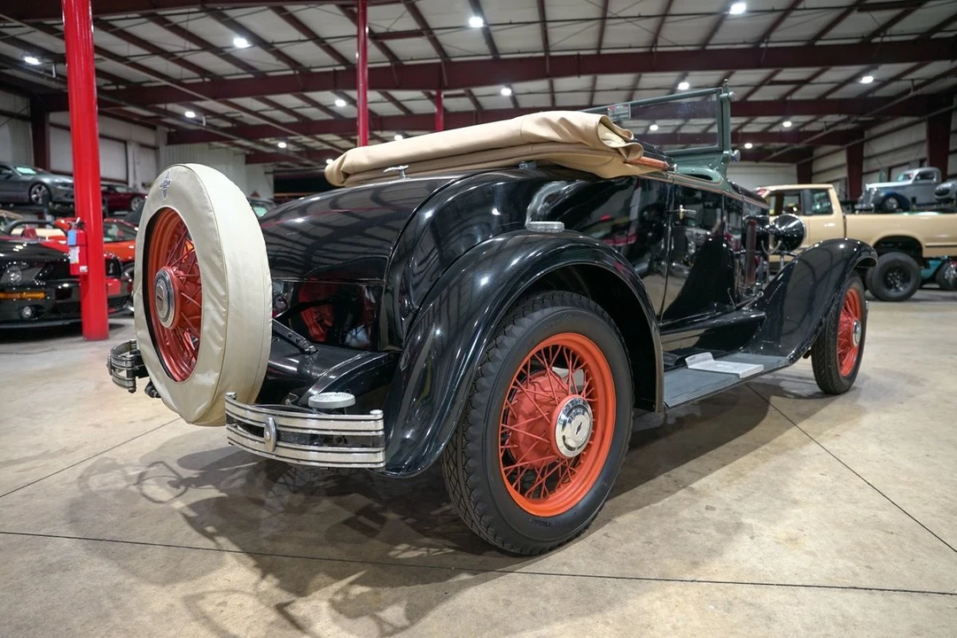 1930 Chevrolet - Image 8 of 31