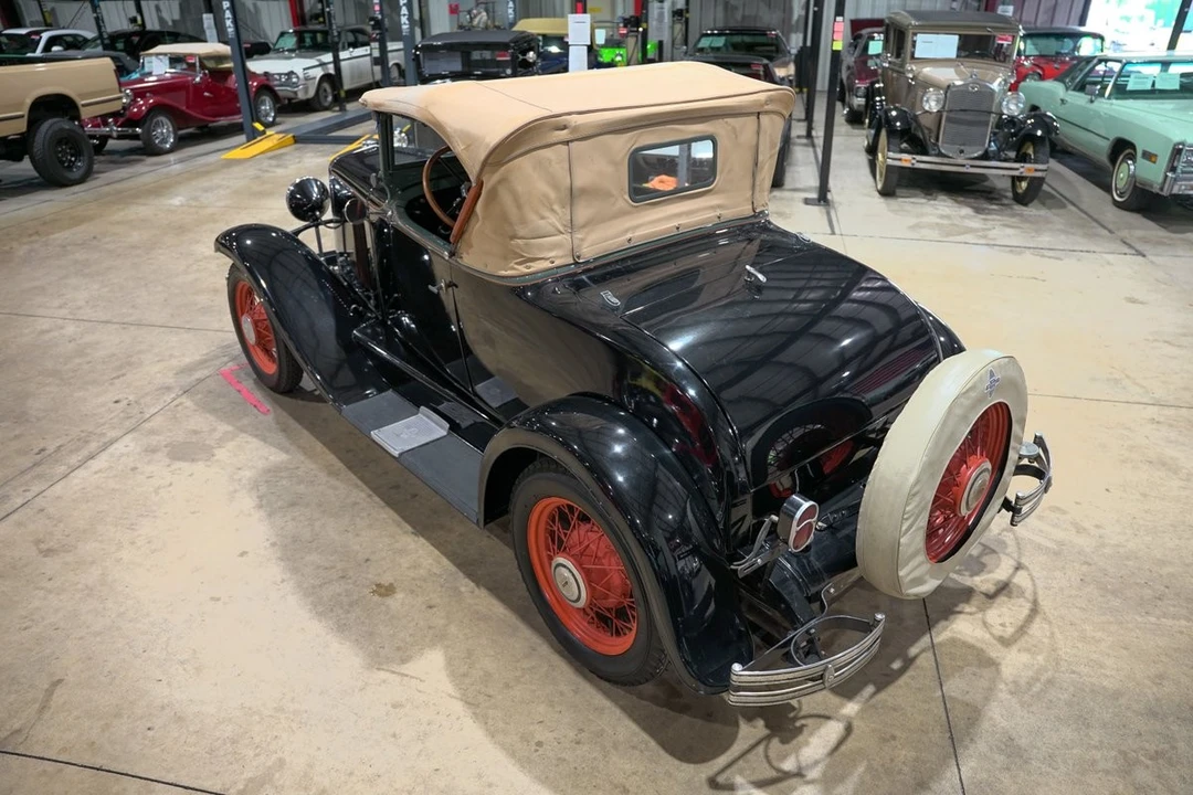 1930 Chevrolet - Image 27 of 31