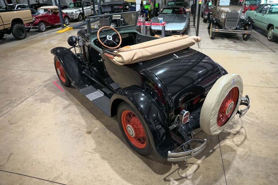 1930 Chevrolet - Image 16 of 31