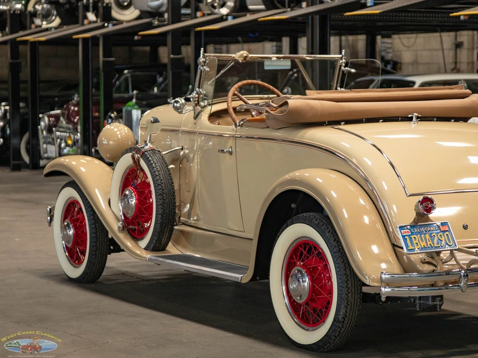 1930 Chrysler - Image 24 of 31
