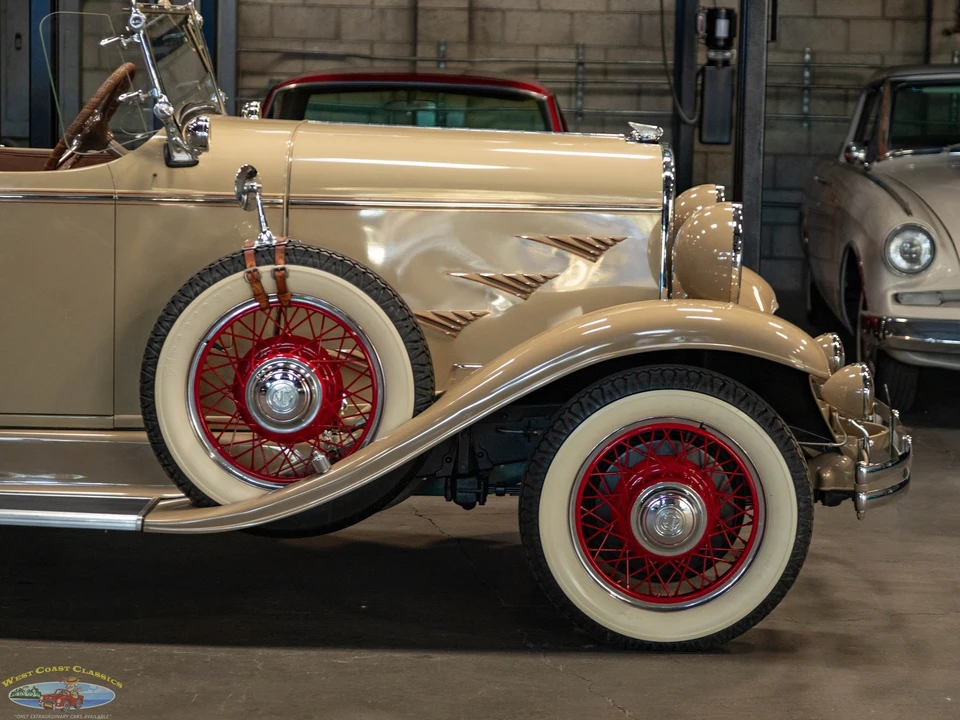 1930 Chrysler - Image 8 of 31