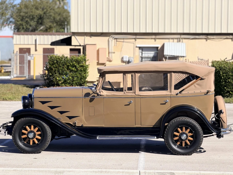 1930 Chrysler - Image 11 of 31