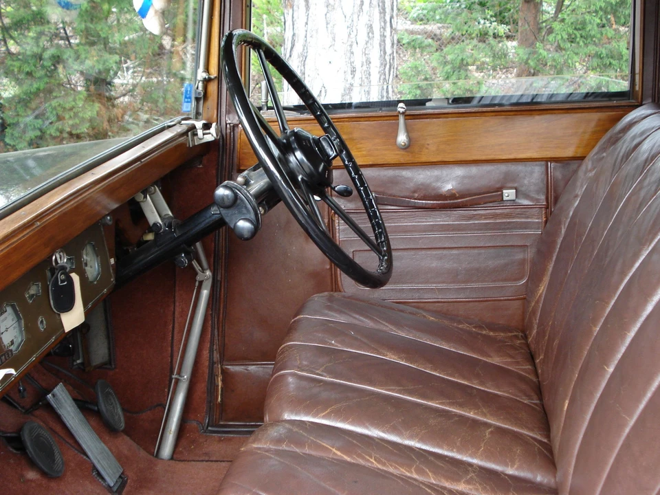 1930 Daimler - Image 2 of 3