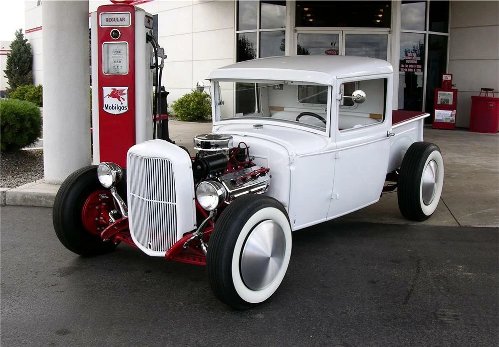 1930 Ford Model A Pickup & Model AA - Image 2 of 5