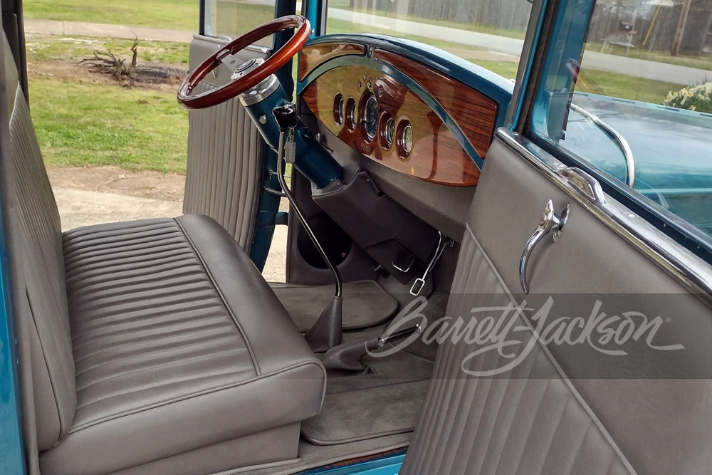 1930 Ford Model A Pickup & Model AA - Image 3 of 13