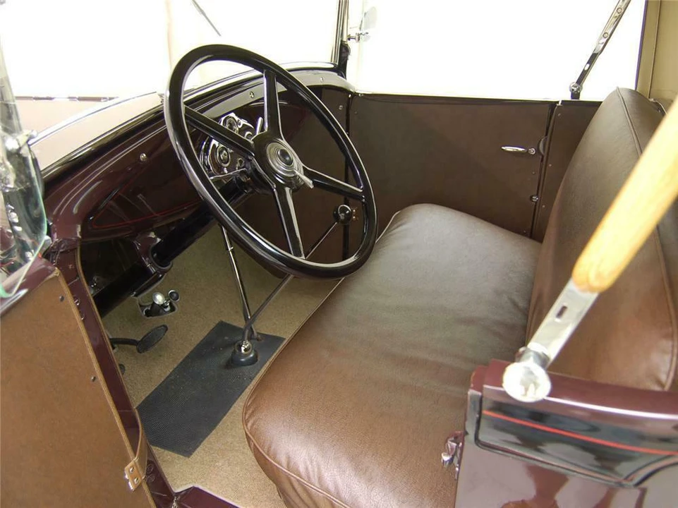 1930 Ford Model A Pickup & Model AA - Image 4 of 5