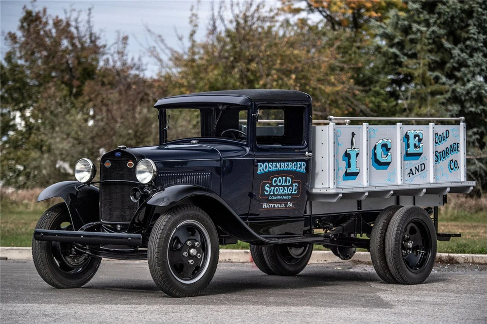 1930 Ford Model A Pickup & Model AA - Image 2 of 7