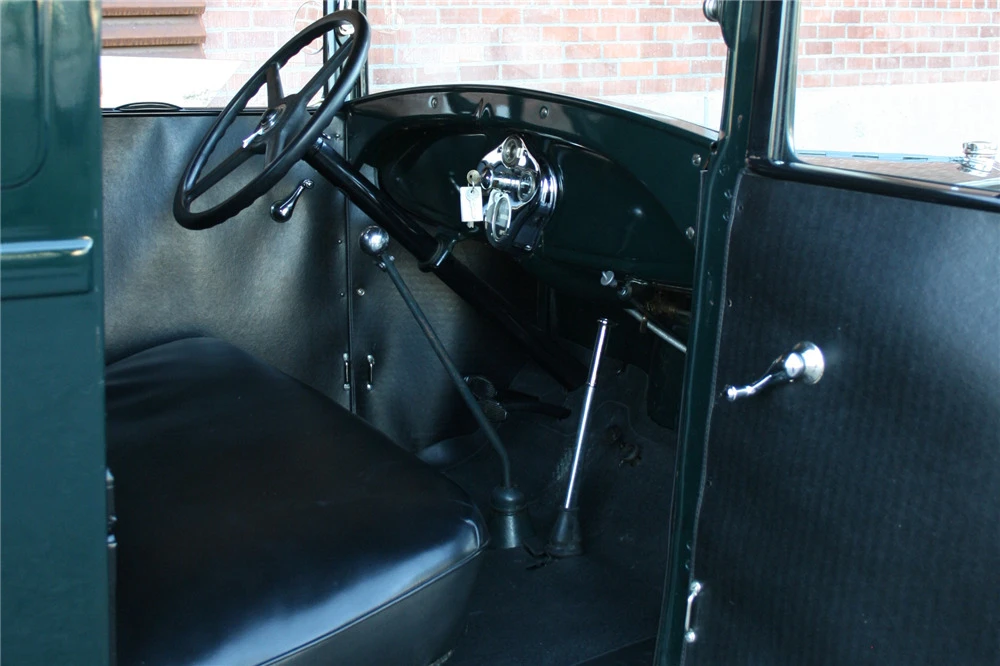 1930 Ford Model A Pickup & Model AA - Image 4 of 6