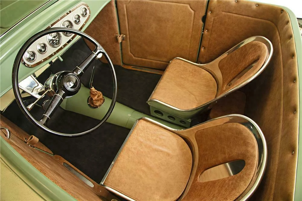 1930 Ford Model A Pickup & Model AA - Image 4 of 5