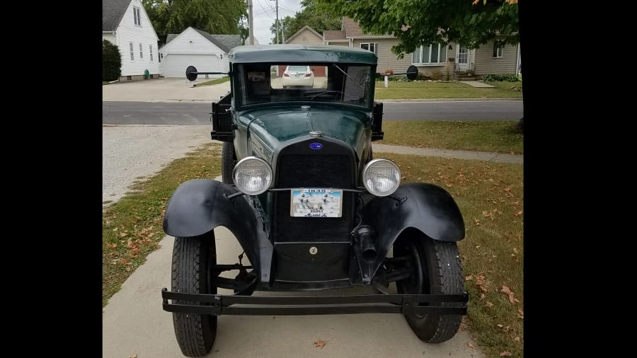 1930 Ford Model A Pickup & Model AA - Image 5 of 6