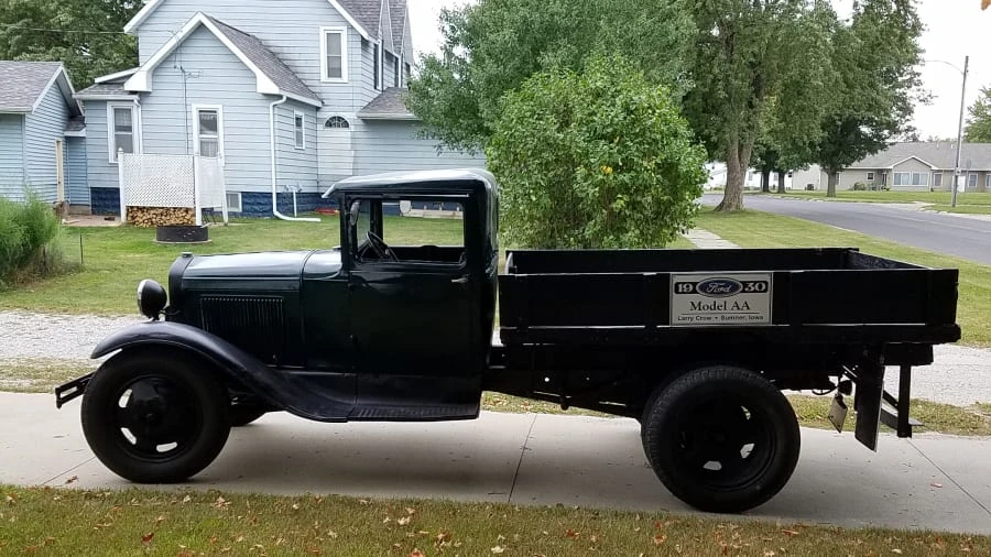1930 Ford Model A Pickup & Model AA - Image 2 of 6