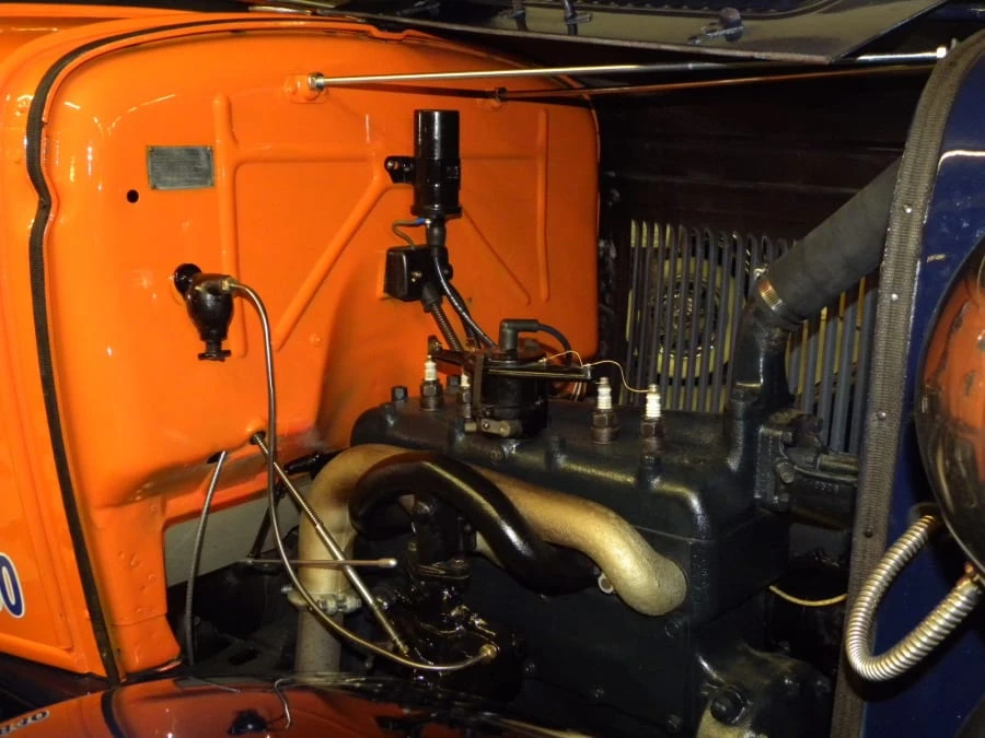 1930 Ford Model A Pickup & Model AA - Image 5 of 8