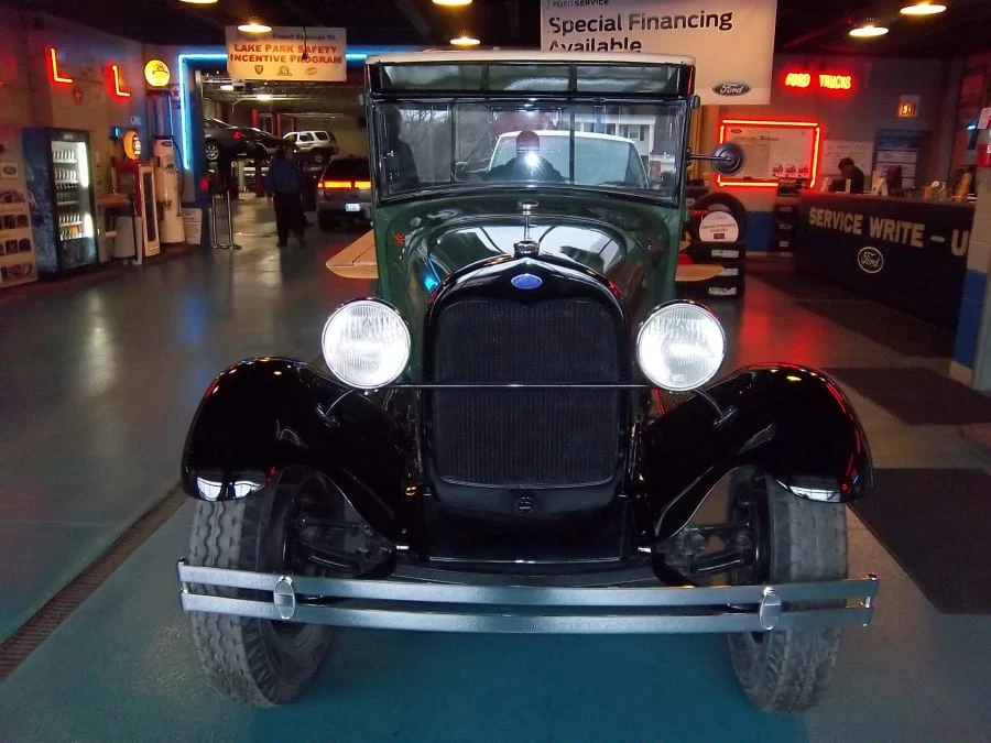 1930 Ford Model A Pickup & Model AA - Image 4 of 4