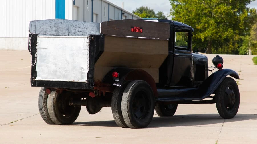1930 Ford Model A Pickup & Model AA - Image 3 of 12