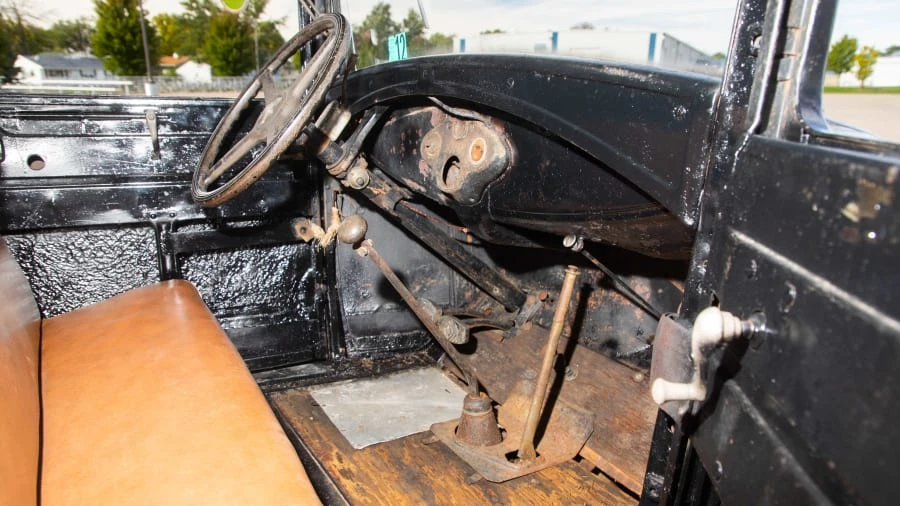 1930 Ford Model A Pickup & Model AA - Image 5 of 12