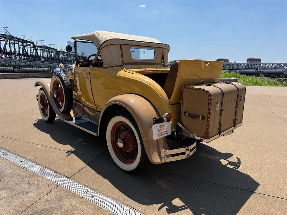 1930 Ford Standard & Deluxe & Super Deluxe - Image 8 of 13