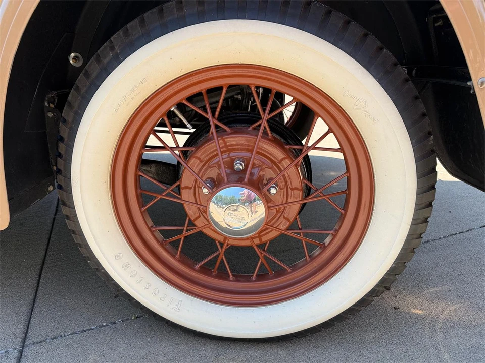 1930 Ford Standard & Deluxe & Super Deluxe - Image 12 of 13