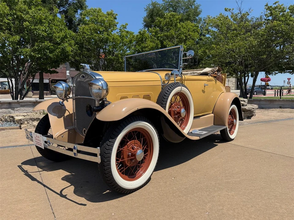 1930 Ford Standard & Deluxe & Super Deluxe - Image 4 of 13