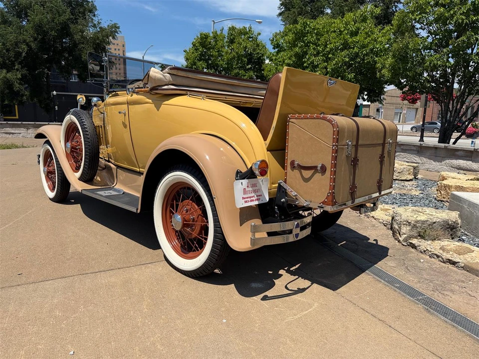1930 Ford Standard & Deluxe & Super Deluxe - Image 7 of 13