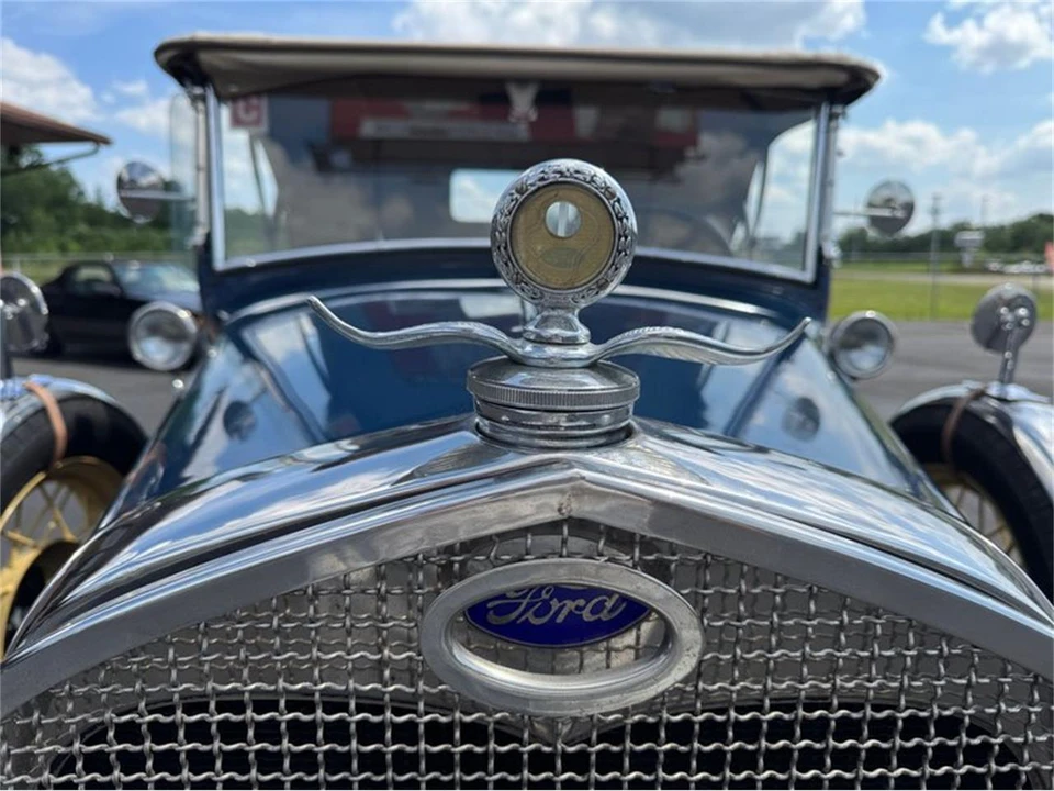 1930 Ford Model A - Image 3 of 25