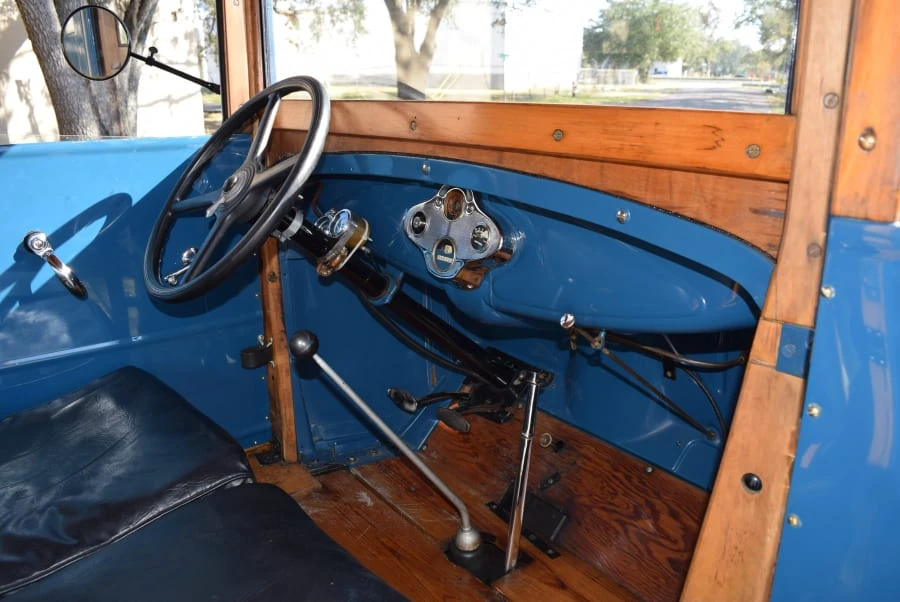 1930 Ford Model A Pickup & Model AA - Image 9 of 11