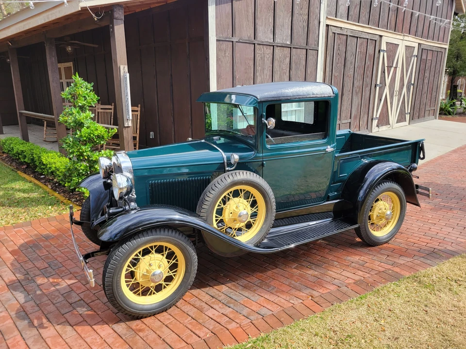 1930 Ford Model A Pickup & Model AA - Image 2 of 31