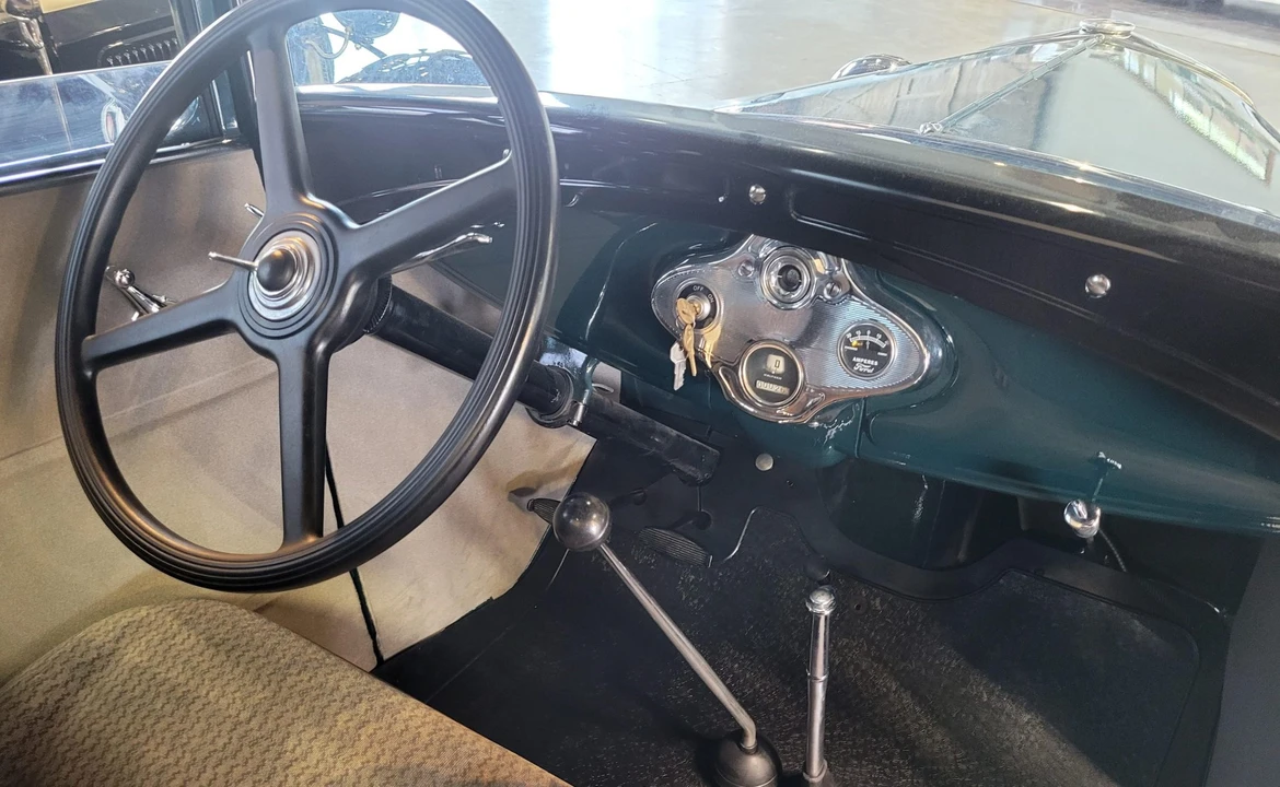 1930 Ford Model A Pickup & Model AA - Image 20 of 31